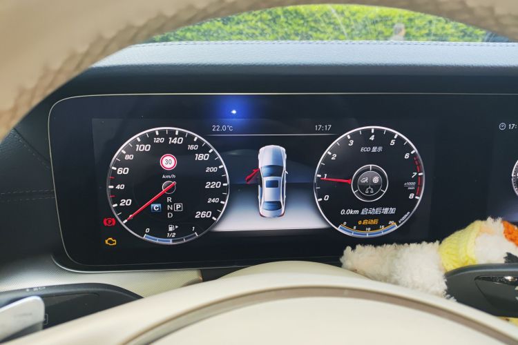 Used Mercedes-Benz E-Class 2018 E 200 4MATIC Coupe Instrument Cluster
