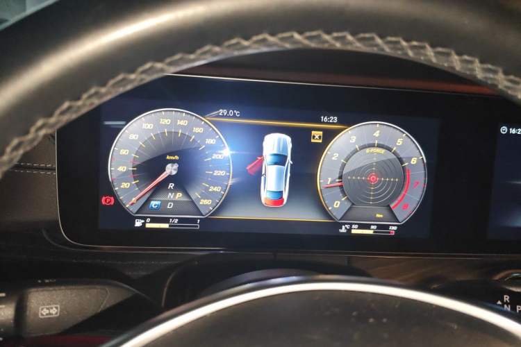 Used Mercedes-Benz E-Class 2018 E 200 Coupe Instrument Cluster