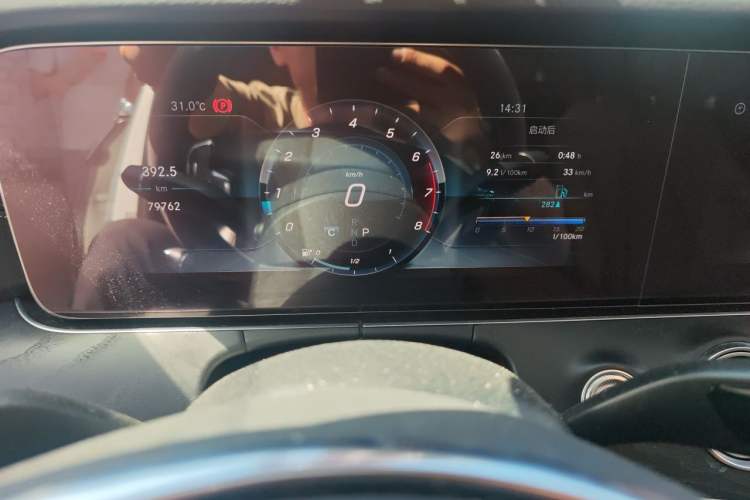 Used Mercedes-Benz E-Class 2018 Restyled E 300 L Sport Luxury Edition Instrument Cluster