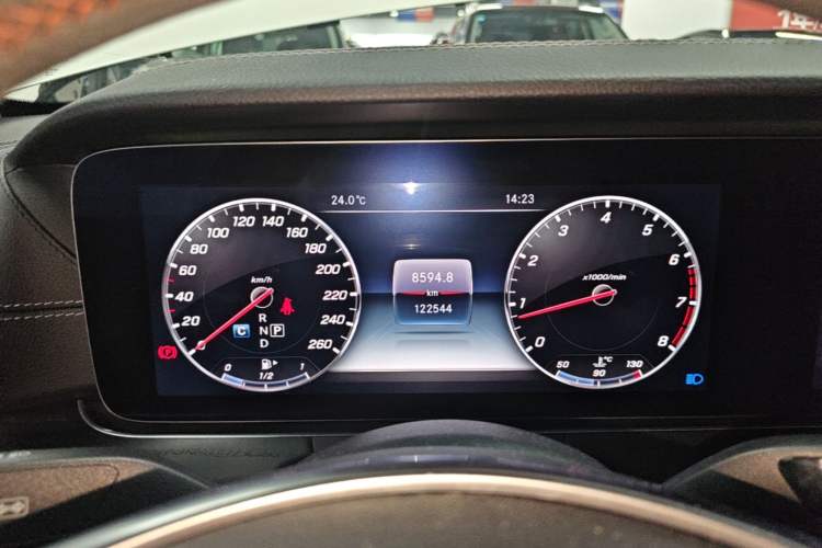 Used Mercedes-Benz E-Class 2018 Restyled E 300 L Sporty and Stylish Edition Instrument Cluster