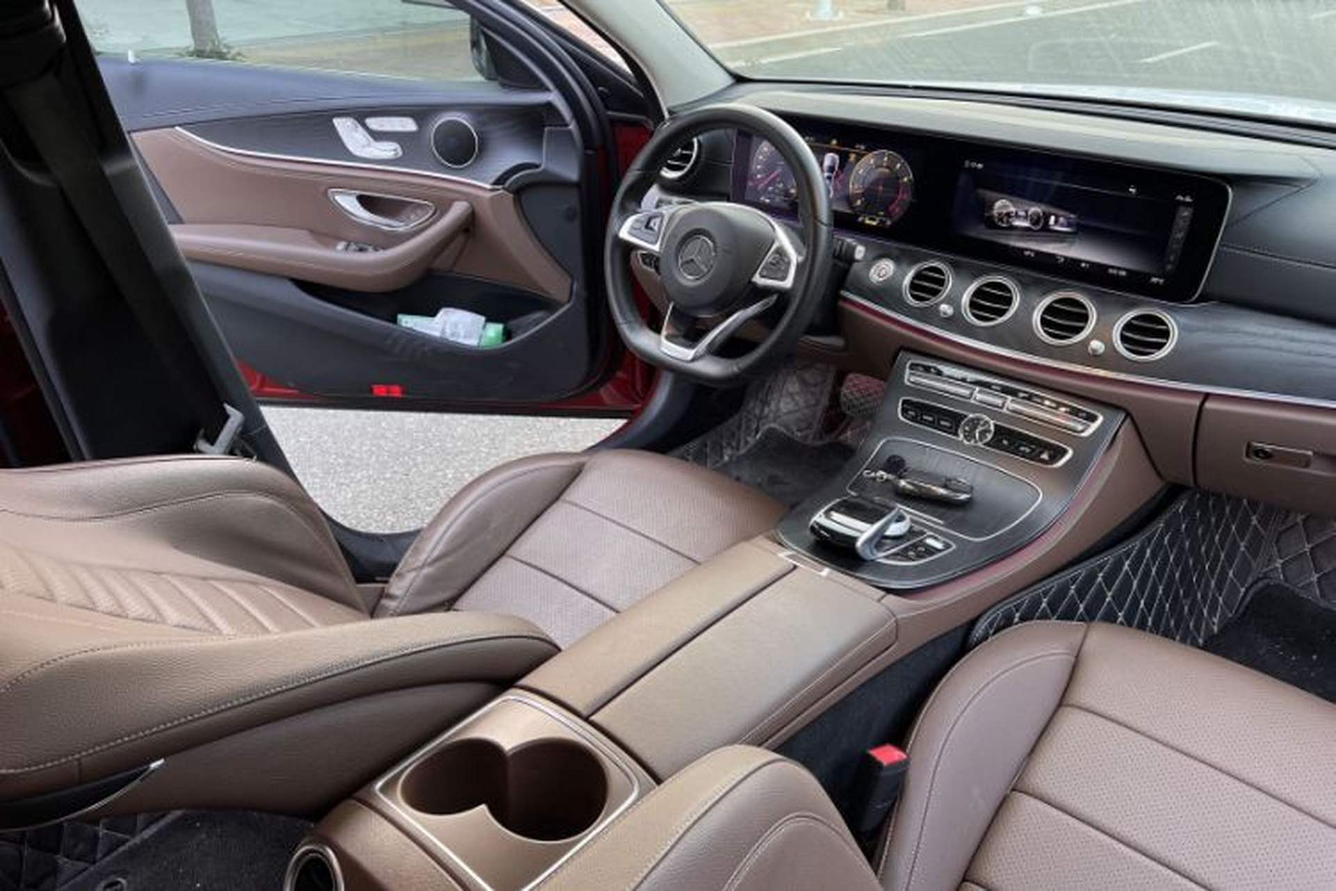 Used Mercedes-Benz E-Class 2018 Restyled E 300 L Sport Luxury Edition Interior 11