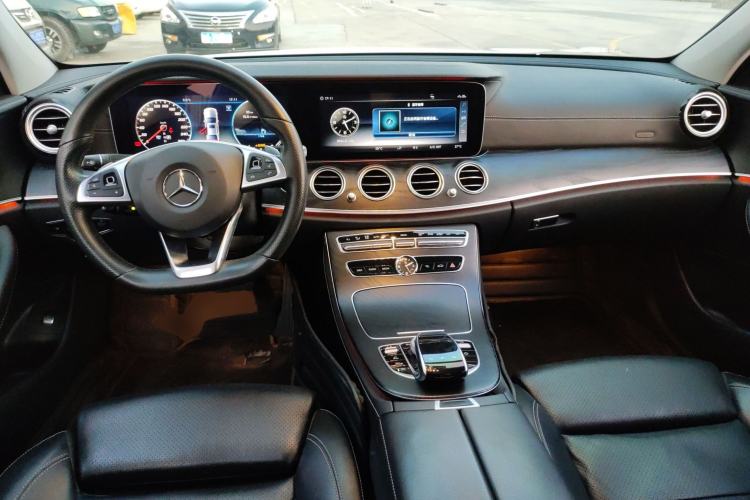 Used Mercedes-Benz E-Class 2018 Facelift E 200 L Sport Edition Interior 2