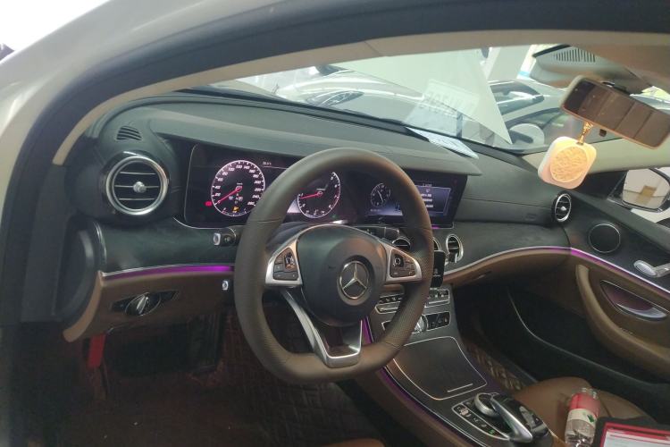 Used Mercedes-Benz E-Class 2018 E 200 L Sport Edition Interior 2