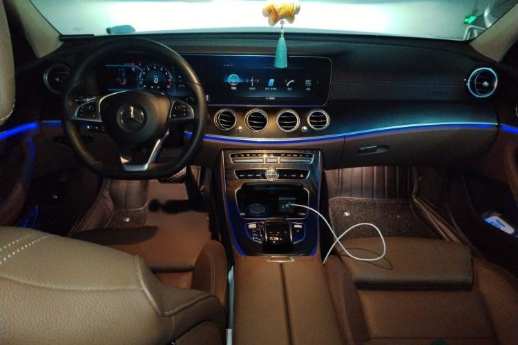 Used Mercedes-Benz E-Class 2018 Facelift E 200 L Sport Edition Interior 2