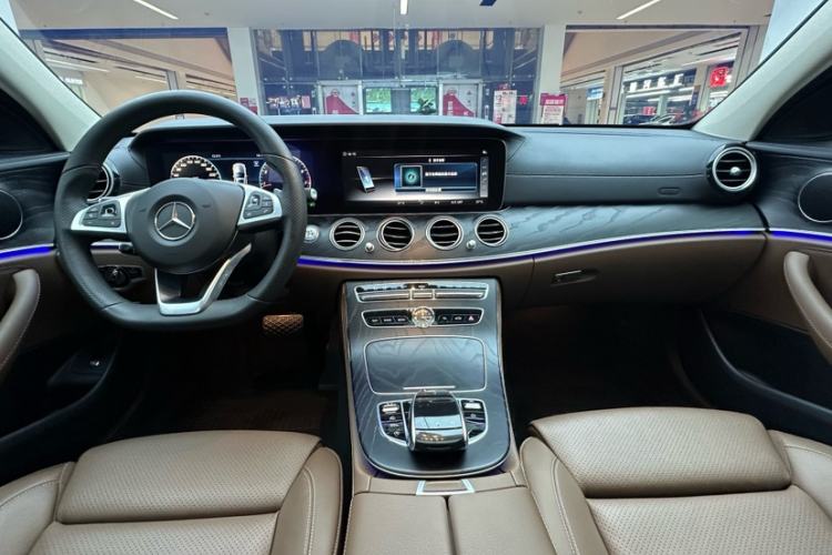 Used Mercedes-Benz E-Class 2018 Facelift E 200 L Sport Edition Interior 3