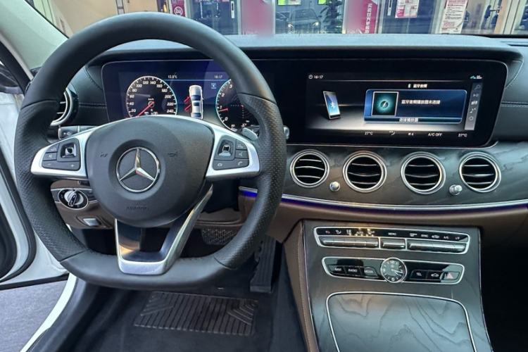 Used Mercedes-Benz E-Class 2018 Facelift E 200 L Sport Edition Interior 5