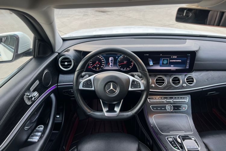 Used Mercedes-Benz E-Class 2018 E 300 L Sport Luxury Edition Interior 6
