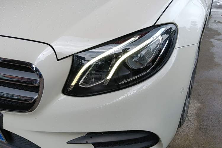 Used Mercedes-Benz E-Class 2018 E 200 L Sport Edition Left Front Headlight