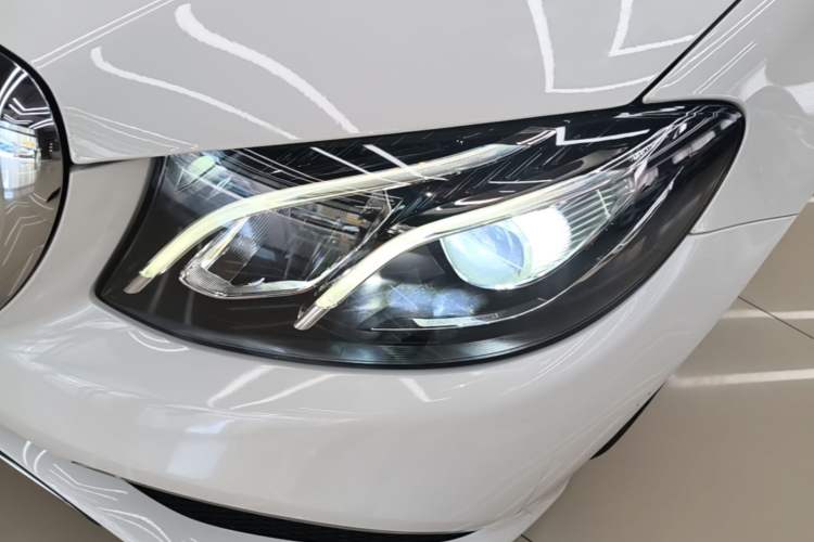 Used Mercedes-Benz E-Class 2018 E 200 L Left Front Headlight