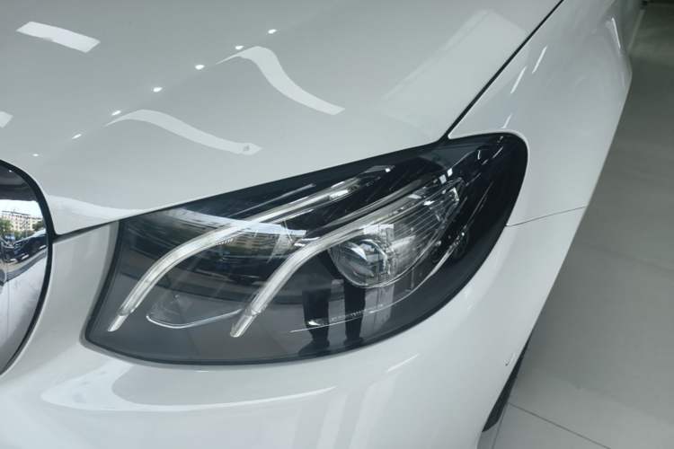 Used Mercedes-Benz E-Class 2018 Facelift E 300 L Luxury Edition Left Front Headlight