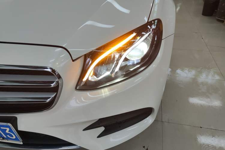 Used Mercedes-Benz E-Class 2018 Restyled E 300 L Sport Luxury Edition Left Front Headlight