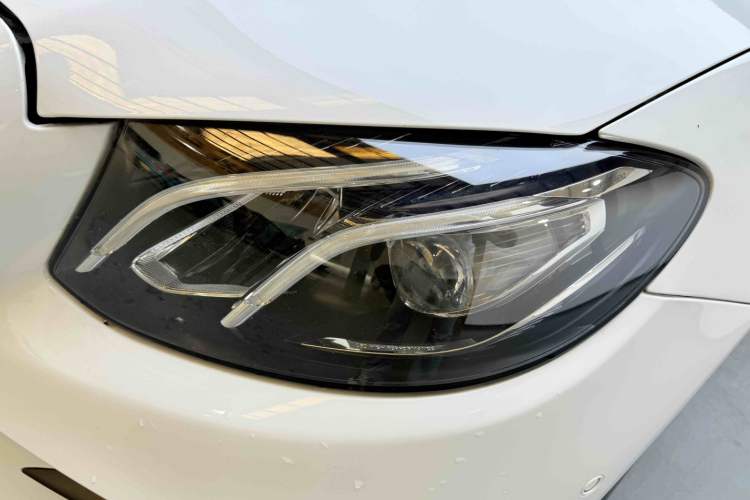 Used Mercedes-Benz E-Class 2018 E 300 L Sport Luxury Edition Left Front Headlight