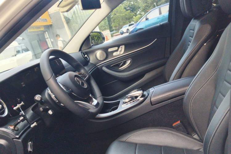 Used Mercedes-Benz E-Class 2018 E 300 L Sporty and Stylish Model Left Front Seat