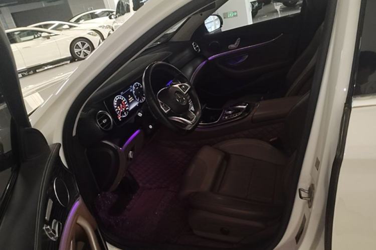 Used Mercedes-Benz E-Class 2018 Facelift E 200 L Sport Edition Left Front Seat