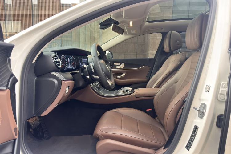 Used Mercedes-Benz E-Class 2018 E 300 L Sporty and Stylish Model Left Front Seat