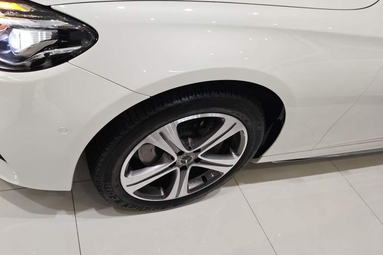 Used Mercedes-Benz E-Class 2018 Facelift E 200 L Sport Edition Left Front Wheel Hub