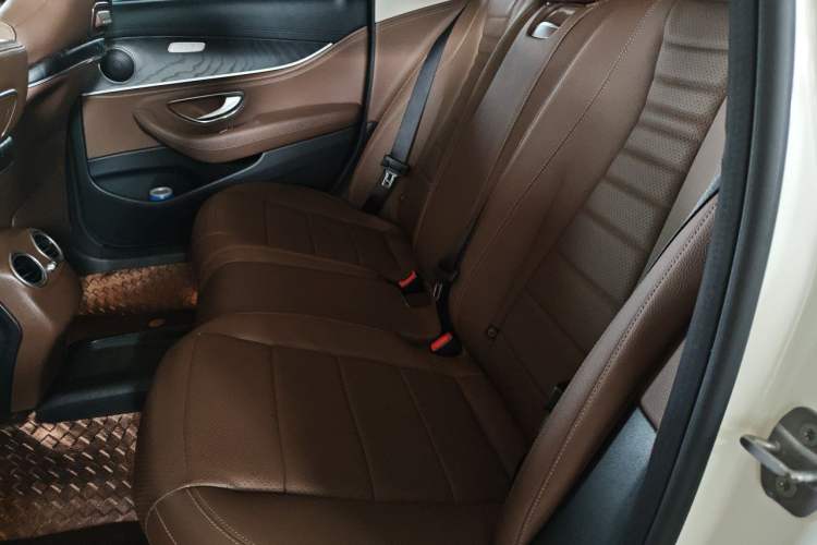 Used Mercedes-Benz E-Class 2018 Restyled E 300 L Sporty and Stylish Edition Left Rear Seat