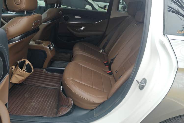 Used Mercedes-Benz E-Class 2018 Restyled E 300 L Sporty and Stylish Edition Left Rear Seat