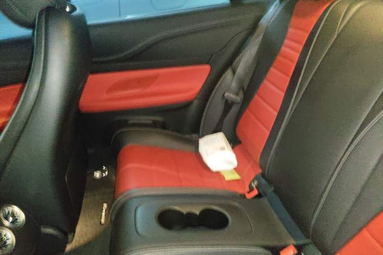 Used Mercedes-Benz E-Class 2018 E 200 Convertible Coupe Left Rear Seat