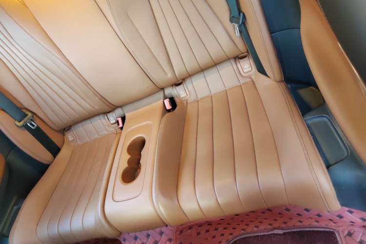 Used Mercedes-Benz E-Class 2018 E 200 Coupe Left Rear Seat