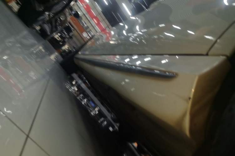 Used Mercedes-Benz E-Class 2018 Restyled E 300 L Sporty and Stylish Edition Left Side Sill