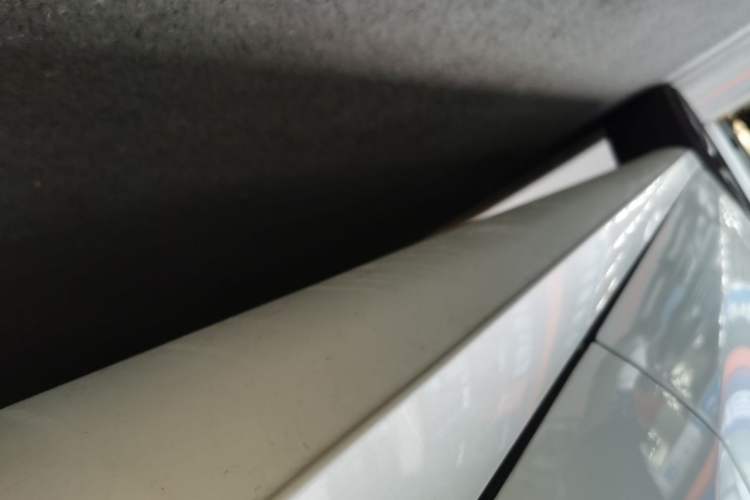 Used Mercedes-Benz E-Class 2018 E 200 Sport Edition Left Side Sill