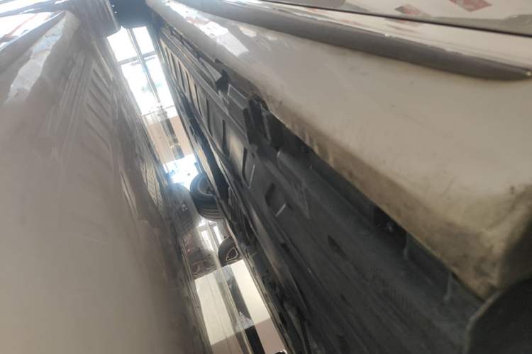 Used Mercedes-Benz E-Class 2018 Facelift E 200 L Sport Edition Left Side Sill