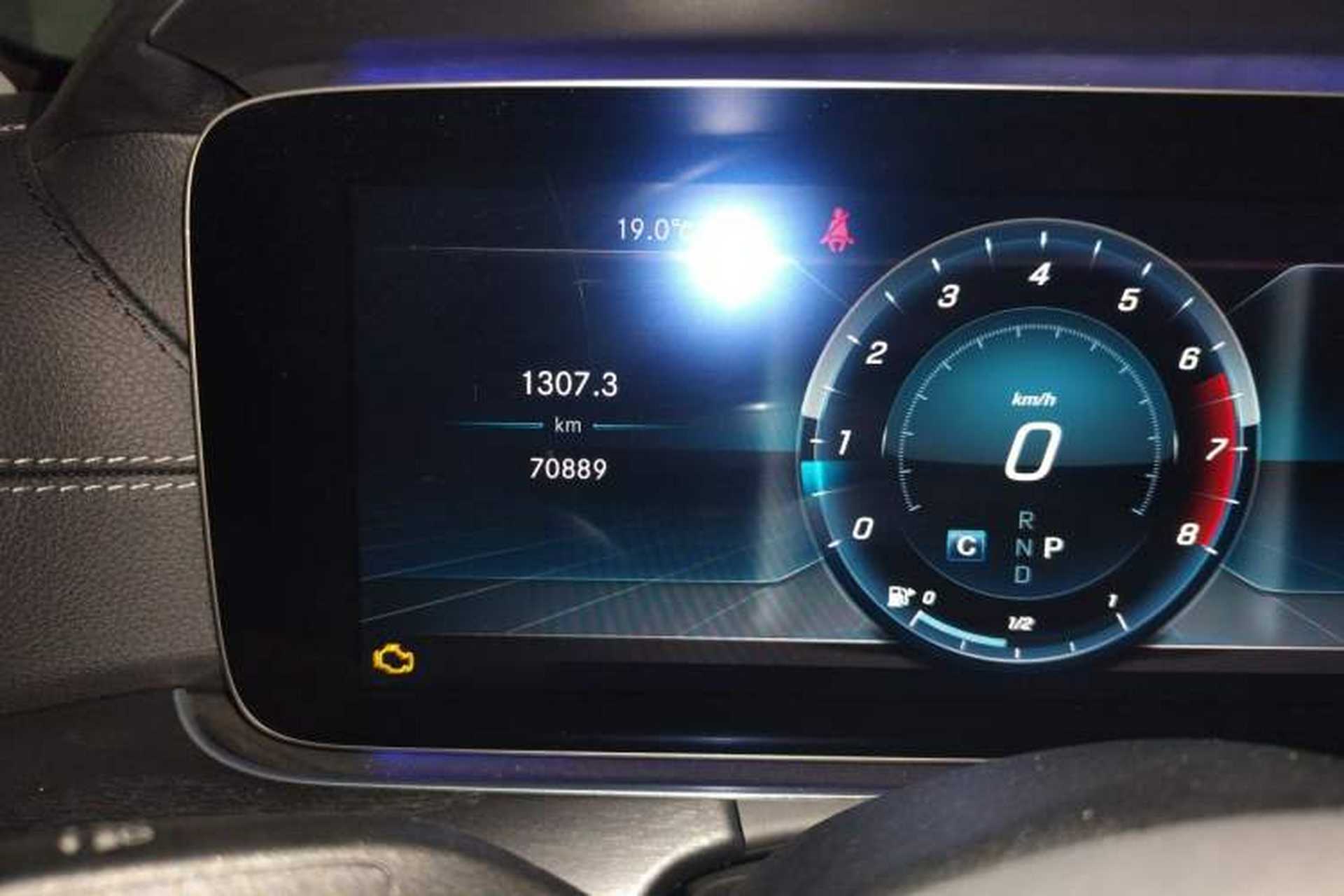 Used Mercedes-Benz E-Class 2018 E 200 L Sport Edition Odometer Close Up
