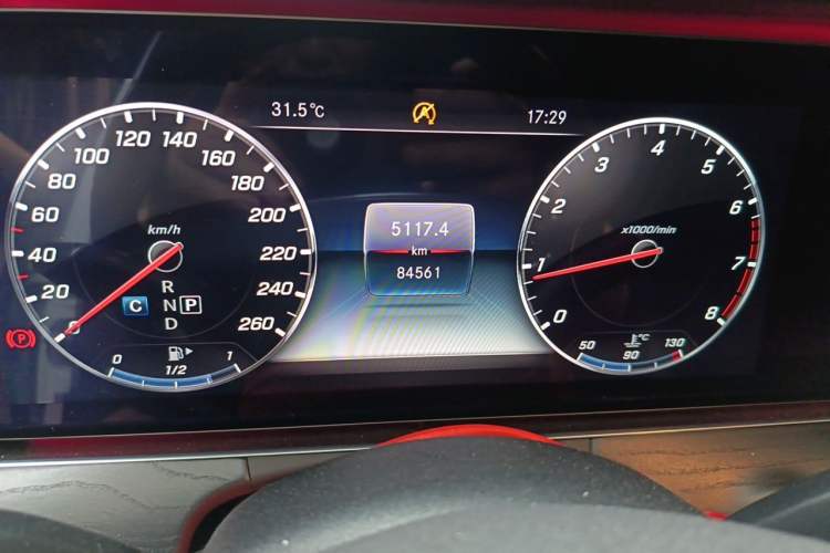 Used Mercedes-Benz E-Class 2018 Facelift E 200 L Sport Edition Odometer Close Up
