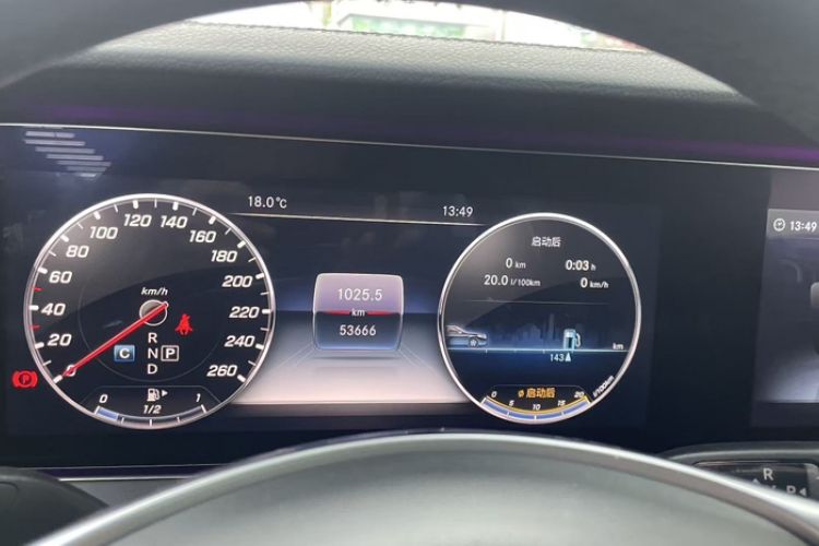 Used Mercedes-Benz E-Class 2018 E 200 Coupe Odometer Close Up