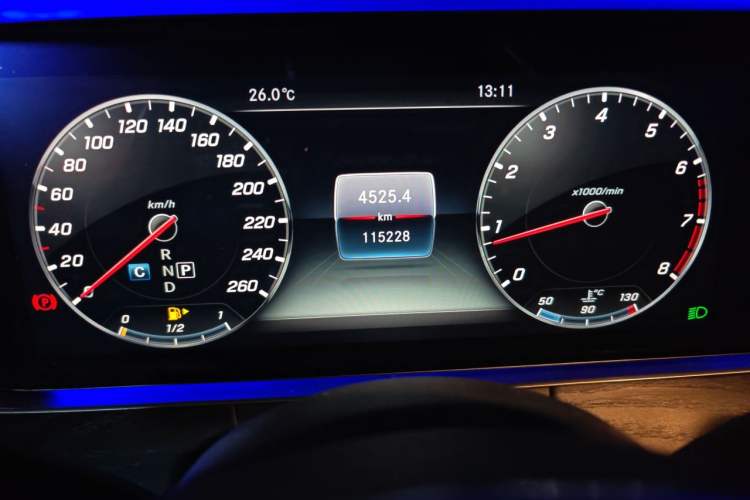 Used Mercedes-Benz E-Class 2018 Facelift E 200 L Sport Edition Odometer Close Up
