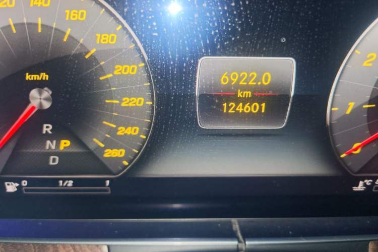 Used Mercedes-Benz E-Class 2018 E 300 L Luxury Model Odometer Close Up