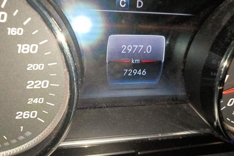Used Mercedes-Benz E-Class 2018 E 200 Coupe Odometer Close Up