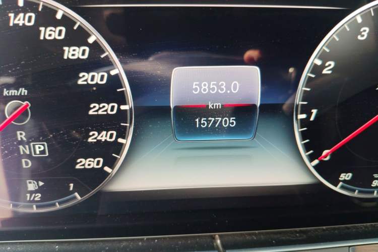 Used Mercedes-Benz E-Class 2018 Restyled E 300 L Sporty and Stylish Edition Odometer Close Up