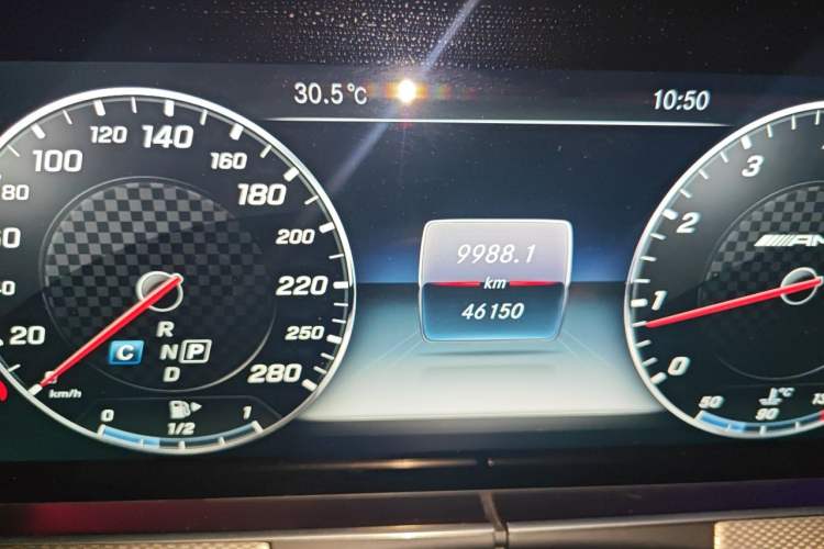 Used Mercedes-Benz E-Class 2018 E 200 Sport Edition Odometer Close Up