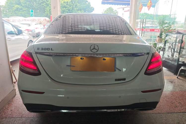 Used Mercedes-Benz E-Class 2018 E 300 L Sporty and Stylish Model Rear