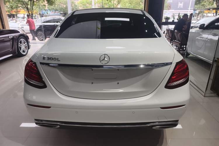 Used Mercedes-Benz E-Class 2018 Facelift E 300 L Luxury Edition Rear
