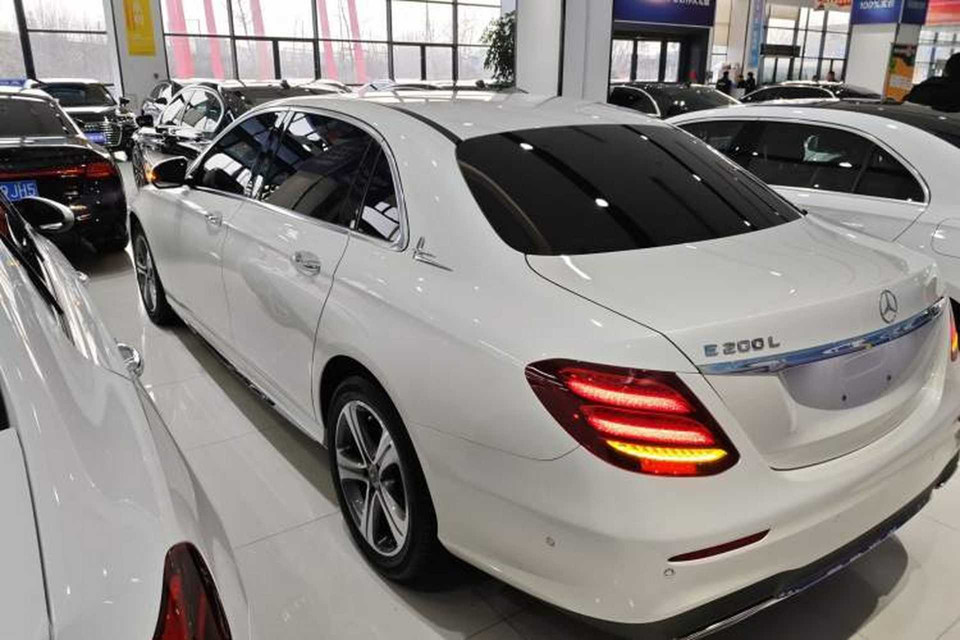 Used Mercedes-Benz E-Class 2018 Facelift E 200 L Sport Edition Rear Left 45 Deg