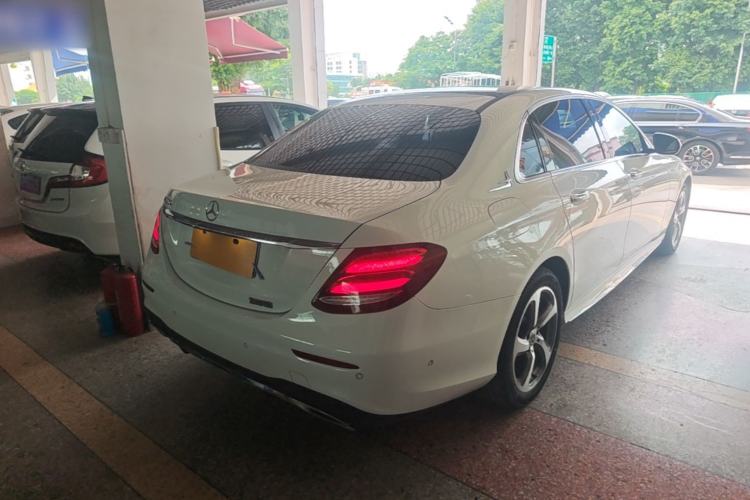 Used Mercedes-Benz E-Class 2018 E 300 L Sporty and Stylish Model Rear Right 45 Deg