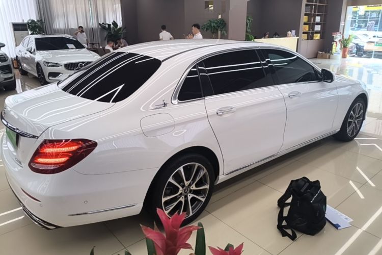 Used Mercedes-Benz E-Class 2018 E 200 L Rear Right 45 Deg