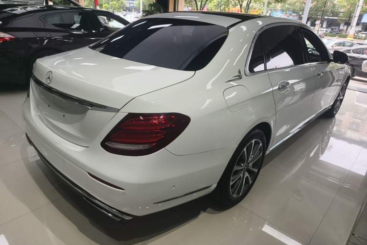 Used Mercedes-Benz E-Class 2018 Facelift E 300 L Luxury Edition Rear Right 45 Deg