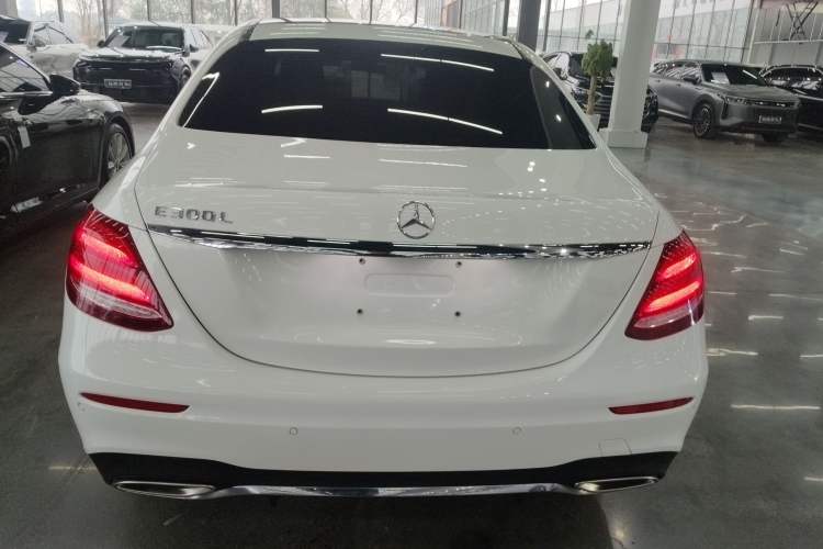Used Mercedes-Benz E-Class 2018 E 300 L Sport Luxury Edition Rear