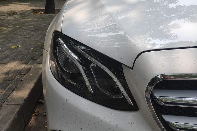 Used Mercedes-Benz E-Class 2018 Restyled E 300 L Sporty and Stylish Edition Right Front Headlight