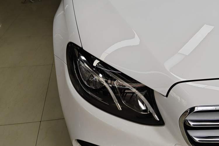 Used Mercedes-Benz E-Class 2018 E 200 L Sport Edition Right Front Headlight