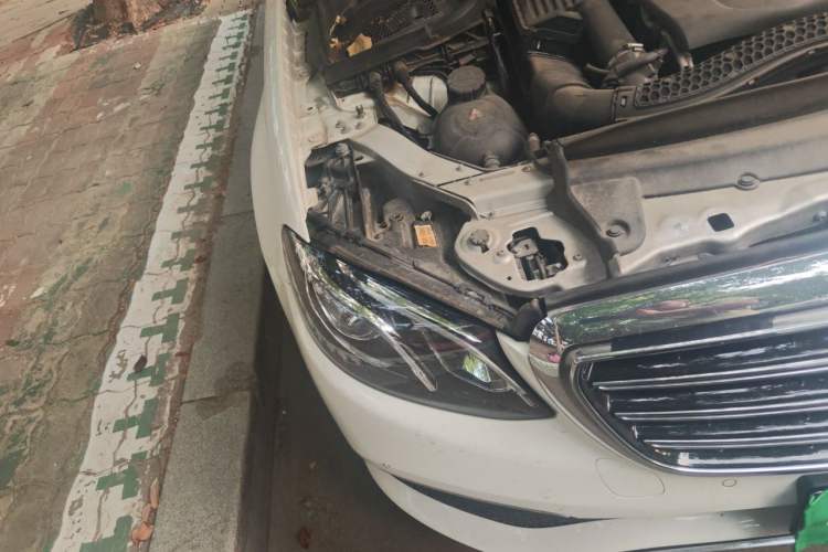 Used Mercedes-Benz E-Class 2018 E 300 L Luxury Model Right Front Headlight