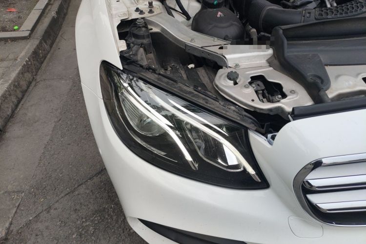 Used Mercedes-Benz E-Class 2018 Restyled E 300 L Sporty and Stylish Edition Right Front Headlight