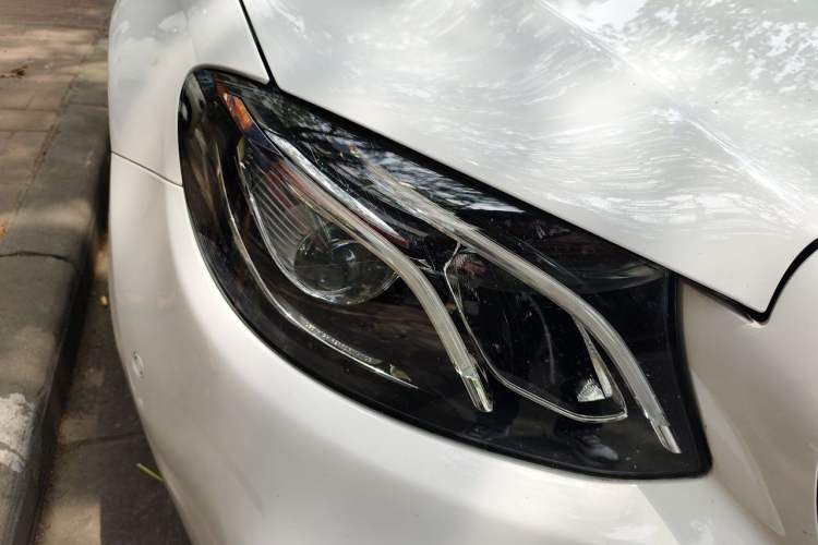 Used Mercedes-Benz E-Class 2018 E 200 L Sport 4MATIC Right Front Headlight