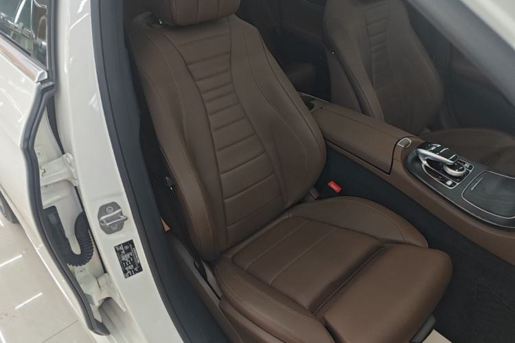 Used Mercedes-Benz E-Class 2018 Facelift E 200 L Sport Edition Right Front Seat