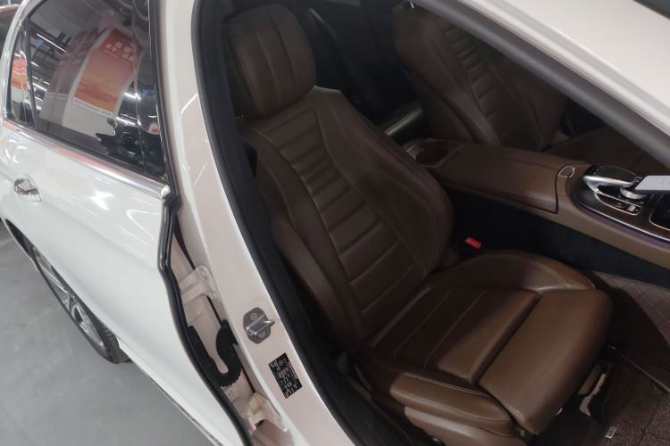 Used Mercedes-Benz E-Class 2018 Facelift E 200 L Sport Edition Right Front Seat