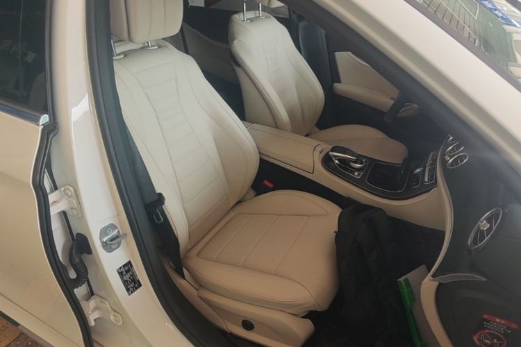 Used Mercedes-Benz E-Class 2018 E 300 L Sporty and Stylish Model Right Front Seat